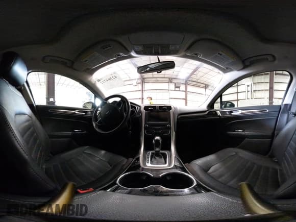 ✅ 2016 Ford Fusion SE Luxury • VIN: 3FA6P0PU8GR304711 • Lot: 42384712. Wystawiony na IAAI z przebiegiem 145 400 mil. Bezpłatny archiwum sprzedaży aukcyjnych z USA i szczegółowy raport historii pojazdu na DreamBid. Zdjęcie 19.