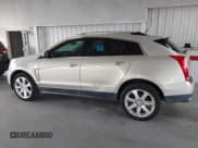 ✅ 2014 Cadillac SRX Performance Collection • VIN: 3GYFNCE33ES643534 • Lot: 42895333. Wystawiony na IAAI z przebiegiem 90 716 mil. Bezpłatny archiwum sprzedaży aukcyjnych z USA i szczegółowy raport historii pojazdu na DreamBid. Zdjęcie 14.