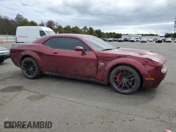 ✅ 2020 Dodge Challenger R/T Scat Pack • VIN: 2C3CDZFJ3LH156673 • Lot: 71712684. Wystawiony na Copart z przebiegiem 37 078 mil. Bezpłatny archiwum sprzedaży aukcyjnych z USA i szczegółowy raport historii pojazdu na DreamBid. Zdjęcie 4.