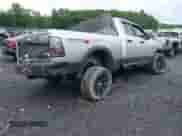 2010 Dodge 1500 Laramie с VIN 1D7RV1GT6AS123182, выставлен на аукционе IAAI как лот 42371124 с пробегом 172 072 миль миль и . История ставок и продаж доступна на DreamBid. Изображение 4.