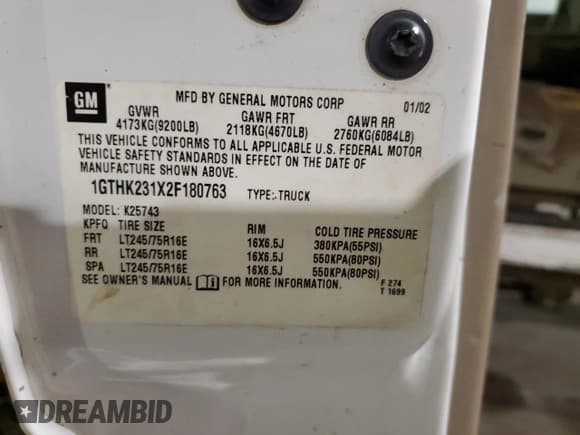✅ 2002 GMC Sierra 2500HD SLE • VIN: 1GTHK231X2F180763 • Lot: 42344945. Wystawiony na Copart z przebiegiem 216 956 mil. Bezpłatny archiwum sprzedaży aukcyjnych z USA i szczegółowy raport historii pojazdu na DreamBid. Zdjęcie 12.