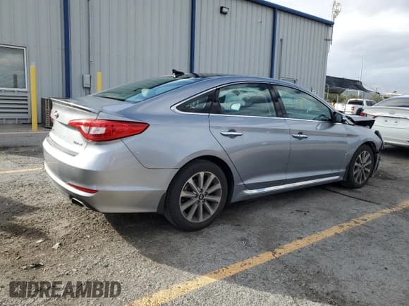 ✅ 2016 Hyundai Sonata Sport • VIN: 5NPE34AF4GH410689 • Lot: 86685275. Listed on Copart with 67,567 mi. Free auction sales archive from the USA and detailed vehicle history report at DreamBid. Image 3.
