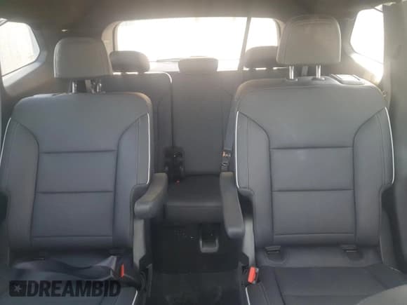 ✅ 2025 Buick Enclave Preferred • VIN: 5GAEVARS2SJ250050 • Lot: 66913065. Listed on Copart with 4,200 mi. Free auction sales archive from the USA and detailed vehicle history report at DreamBid. Image 10.