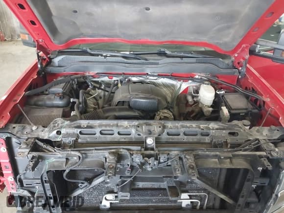 ✅ 2015 Chevrolet Silverado 2500HD LT • VIN: 1GC2KVEG0FZ527739 • Lot: 42731082. Wystawiony na IAAI z przebiegiem 301 898 mil. Bezpłatny archiwum sprzedaży aukcyjnych z USA i szczegółowy raport historii pojazdu na DreamBid. Zdjęcie 10.