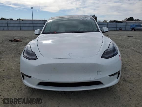 ✅ 2022 Tesla Model Y Performance • VIN: 7SAYGDEF2NF326137 • Lot: 90945545. Listed on Copart with 85,556 mi. Free auction sales archive from the USA and detailed vehicle history report at DreamBid. Image 5.