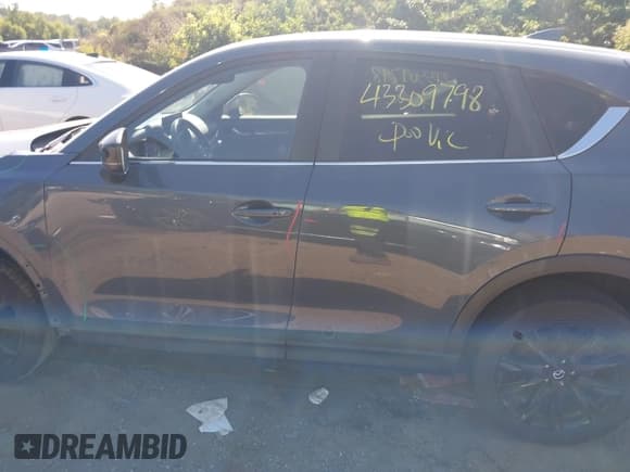 ✅ 2022 Mazda CX-5 S Preferred • VIN: JM3KFBCMXN0551004 • Лот: 43309798. Опубликован ранее на IAAI с пробегом 75 897 миль. Бесплатный доступ к архиву аукционных продаж из США и подробный отчёт об истории автомобиля на DreamBid. Изображение 14.