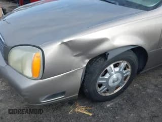 ✅ 2003 Cadillac DeVille • VIN: 1G6KD54Y23U245232 • Lot: 43709077. Wystawiony na IAAI z przebiegiem 133 318 mil. Bezpłatny archiwum sprzedaży aukcyjnych z USA i szczegółowy raport historii pojazdu na DreamBid. Zdjęcie 6.