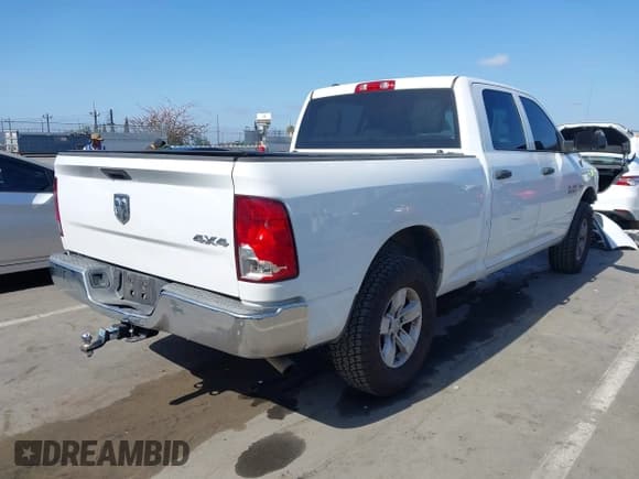 ✅ 2016 Ram 1500 Tradesman • VIN: 1C6RR7ST9GS117580 • Lot: 42261896. Wystawiony na IAAI z przebiegiem 124 430 mil. Bezpłatny archiwum sprzedaży aukcyjnych z USA i szczegółowy raport historii pojazdu na DreamBid. Zdjęcie 4.