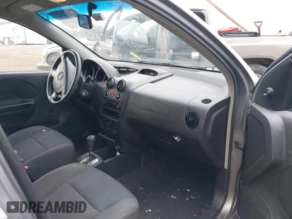 ✅ 2006 Chevrolet Aveo LS • VIN: KL1TD66666B565440 • Lot: 42723707. Wystawiony na IAAI z przebiegiem 172 926 mil. Bezpłatny archiwum sprzedaży aukcyjnych z USA i szczegółowy raport historii pojazdu na DreamBid. Zdjęcie 5.