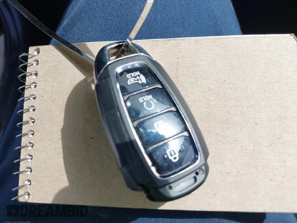 ✅ 2023 Hyundai Venue Limited • VIN: KMHRC8A3XPU274066 • Lot: 40841715. Listed on IAAI with 23,989 mi. Free auction sales archive from the USA and detailed vehicle history report at DreamBid. Image 11.