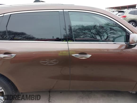 ✅ 2019 Acura MDX • VIN: 5J8YD4H37KL028619 • Лот: 41403005. Опубликован ранее на IAAI с пробегом 66 106 миль. Бесплатный доступ к архиву аукционных продаж из США и подробный отчёт об истории автомобиля на DreamBid. Изображение 14.