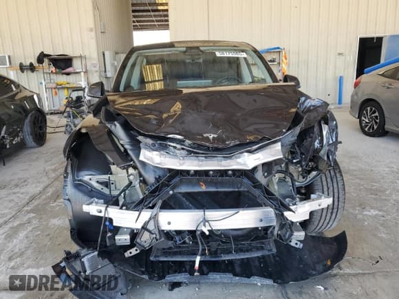 ✅ 2024 Tesla Model Y Long Range • VIN: 7SAYGDEE3RA280814 • Лот: 58175985. Опубликован ранее на Copart с пробегом 5 340 миль. Бесплатный доступ к архиву аукционных продаж из США и подробный отчёт об истории автомобиля на DreamBid. Изображение 5.