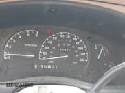 ✅ 2000 Ford Explorer Eddie Bauer • VIN: 1FMDU74E0YUB41056 • Lot: 42258224. Wystawiony na IAAI z przebiegiem 134 401 mil. Bezpłatny archiwum sprzedaży aukcyjnych z USA i szczegółowy raport historii pojazdu na DreamBid. Zdjęcie 7.