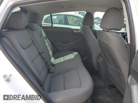 ✅ 2020 Hyundai Ioniq Blue • VIN: KMHC65LCXLU186394 • Lot: 56584615. Wystawiony na Copart z przebiegiem 64 626 mil. Bezpłatny archiwum sprzedaży aukcyjnych z USA i szczegółowy raport historii pojazdu na DreamBid. Zdjęcie 10.