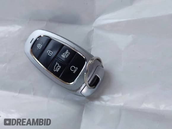 ✅ 2023 Hyundai Santa Fe SEL • VIN: 5NMS24AJ5PH516723 • Lot: 43466249. Wystawiony na IAAI z przebiegiem 16 789 mil. Bezpłatny archiwum sprzedaży aukcyjnych z USA i szczegółowy raport historii pojazdu na DreamBid. Zdjęcie 11.