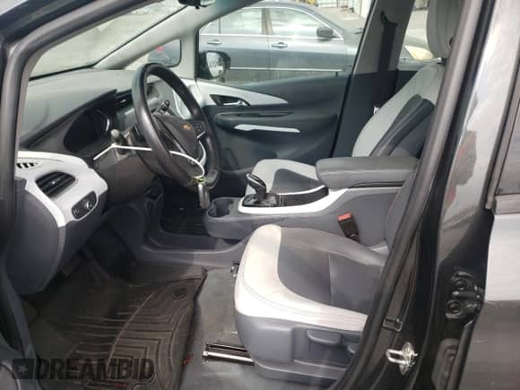 2021 Chevrolet Bolt EV Premier z VIN 1G1FZ6S00M4111736, wystawiony jako Copart lot #68586093 z przebiegiem 38 489 mil mil oraz . Historia ofert i sprzedaży dostępna na DreamBid. Obrazek 7.