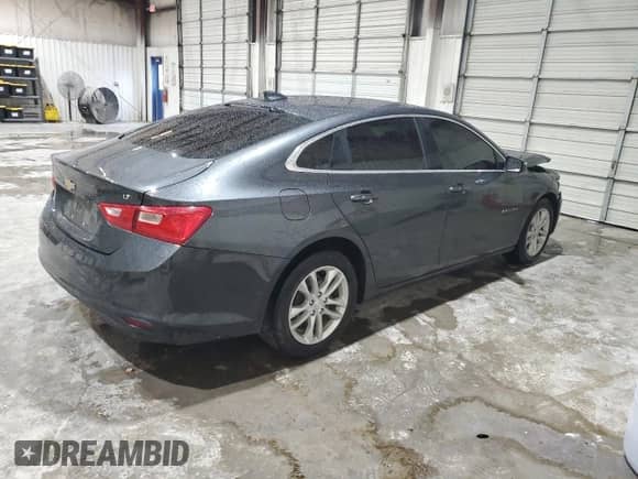 2018 Chevrolet Malibu LT z VIN 1G1ZD5ST7JF256661, wystawiony jako Copart lot #82763835 z przebiegiem 137 099 mil mil oraz Szkoda całkowita • Salvage title. Historia ofert i sprzedaży dostępna na DreamBid. Obrazek 3.