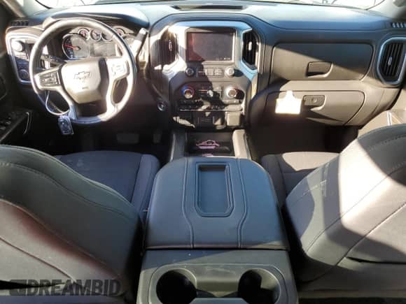 ✅ 2019 Chevrolet Silverado 1500 LT Trail Boss • VIN: 3GCPYFED3KG130455 • Лот: 82328725. Опубликован ранее на Copart с пробегом 108 443 миль. Бесплатный доступ к архиву аукционных продаж из США и подробный отчёт об истории автомобиля на DreamBid. Изображение 8.