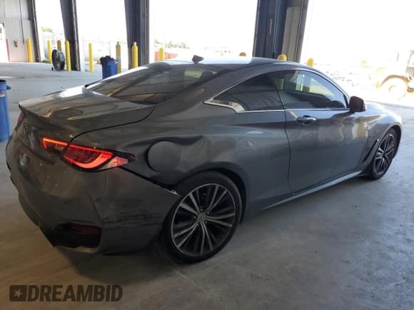 ✅ 2017 Infiniti Q60 Premium • VIN: JN1EV7EL5HM550711 • Лот: 84014855. Опубликован ранее на Copart с пробегом 124 044 миль. Бесплатный доступ к архиву аукционных продаж из США и подробный отчёт об истории автомобиля на DreamBid. Изображение 3.