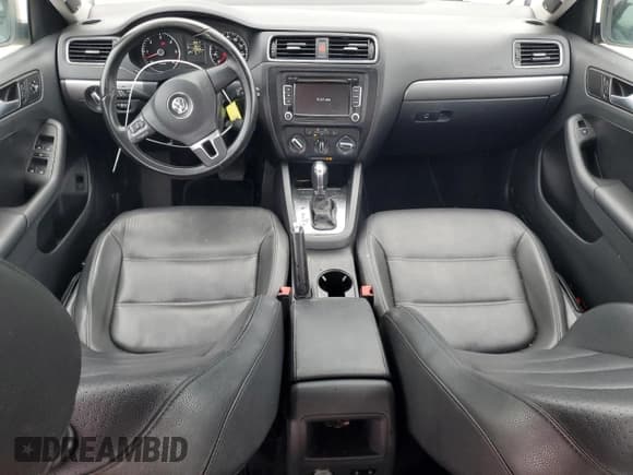 ✅ 2014 Volkswagen Jetta TDI • VIN: 3VWLL7AJ5EM366784 • Лот: 87116575. Опубликован ранее на Copart с пробегом 144 836 миль. Бесплатный доступ к архиву аукционных продаж из США и подробный отчёт об истории автомобиля на DreamBid. Изображение 8.