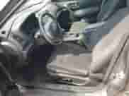 2015 Nissan Altima S z VIN 1N4AL3AP3FN876099, wystawiony jako Copart lot #81566155 z przebiegiem 181 593 mil mil oraz Szkoda całkowita • Salvage title. Historia ofert i sprzedaży dostępna na DreamBid. Obrazek 7.