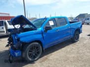 ✅ 2023 Chevrolet Silverado 1500 Custom • VIN: 3GCPABEK9PG164001 • Lot: 42830003. Wystawiony na IAAI z przebiegiem 13 082 mil. Bezpłatny archiwum sprzedaży aukcyjnych z USA i szczegółowy raport historii pojazdu na DreamBid. Zdjęcie 2.