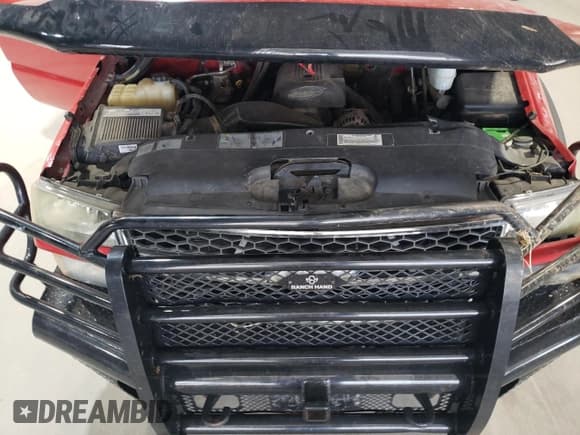 ✅ 2005 Chevrolet Silverado 2500HD Work Truck • VIN: 1GCHK24U85E248335 • Lot: 67031655. Wystawiony na Copart z przebiegiem 214 759 mil. Bezpłatny archiwum sprzedaży aukcyjnych z USA i szczegółowy raport historii pojazdu na DreamBid. Zdjęcie 11.