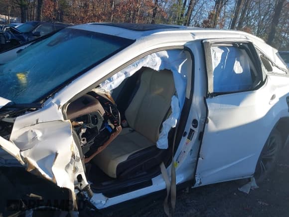 ✅ 2017 Lexus RX 350 • VIN: 2T2ZZMCA4HC086161 • Lot: 41138285. Wystawiony na IAAI z przebiegiem Nie podano. Bezpłatny archiwum sprzedaży aukcyjnych z USA i szczegółowy raport historii pojazdu na DreamBid. Zdjęcie 21.