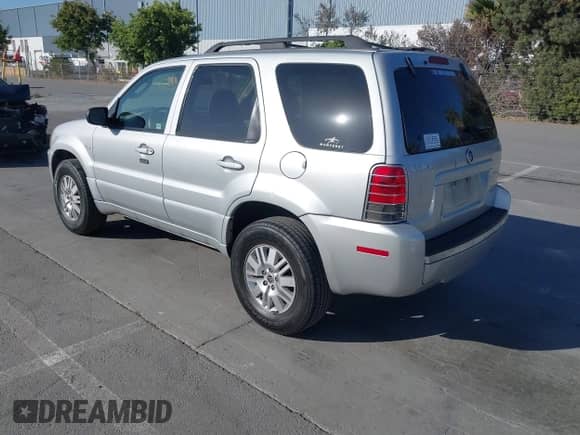 2006 Mercury Mariner Luxury z VIN 4M2YU56196DJ05801, wystawiony jako IAAI lot #42528336 z przebiegiem 162 851 mil mil oraz . Historia ofert i sprzedaży dostępna na DreamBid. Obrazek 3.