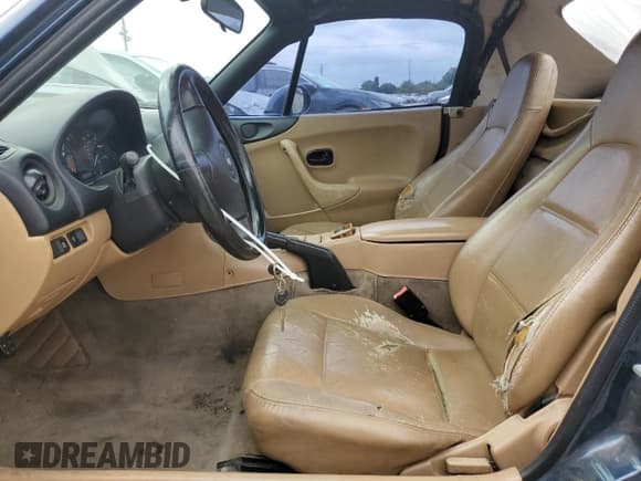 ✅ 1999 Mazda MX-5 Miata • VIN: JM1NB3534X0108667 • Lot: 84275075. Listed on Copart with 159,579 mi. Free auction sales archive from the USA and detailed vehicle history report at DreamBid. Image 7.