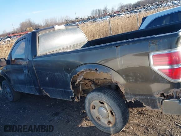 ✅ 2009 Ford F-150 XL • VIN: 1FTRF12W89KB47780 • Lot: 41720708. Listed on IAAI with 138,136 mi. Free auction sales archive from the USA and detailed vehicle history report at DreamBid. Image 14.