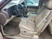 ✅ 2013 GMC Sierra 1500 SLE • VIN: 1GTR1VE0XDZ136616 • Lot: 71684715. Wystawiony na Copart z przebiegiem 152 901 mil. Bezpłatny archiwum sprzedaży aukcyjnych z USA i szczegółowy raport historii pojazdu na DreamBid. Zdjęcie 7.