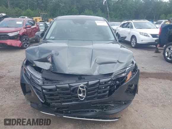 ✅ 2022 Hyundai Tucson SE • VIN: 5NMJACAE9NH060704 • Lot: 42611477. Wystawiony na IAAI z przebiegiem 35 953 mil. Bezpłatny archiwum sprzedaży aukcyjnych z USA i szczegółowy raport historii pojazdu na DreamBid. Zdjęcie 13.