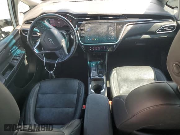 ✅ 2022 Chevrolet Bolt EV 2LT • VIN: 1G1FX6S06N4101669 • Lot: 71683204. Wystawiony na Copart z przebiegiem 42 451 mil. Bezpłatny archiwum sprzedaży aukcyjnych z USA i szczegółowy raport historii pojazdu na DreamBid. Zdjęcie 8.