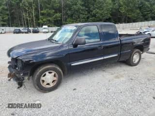 2004 GMC Sierra 1500 SLE with VIN 2GTEC19V741126562, listed as a Copart auction lot 64492065 with 351,273 mi miles and Salvage title. Bid and sale history available at DreamBid. Image 1.
