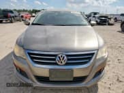 ✅ 2011 Volkswagen CC Sport • VIN: WVWMN7AN3BE720579 • Lot: 86431025. Wystawiony na Copart z przebiegiem 190 687 mil. Bezpłatny archiwum sprzedaży aukcyjnych z USA i szczegółowy raport historii pojazdu na DreamBid. Zdjęcie 5.