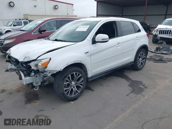✅ 2016 Mitsubishi Outlander SE • VIN: JA4AP3AW3GZ047124 • Lot: 41731316. Listed on IAAI with 146,769 mi. Free auction sales archive from the USA and detailed vehicle history report at DreamBid. Image 18.