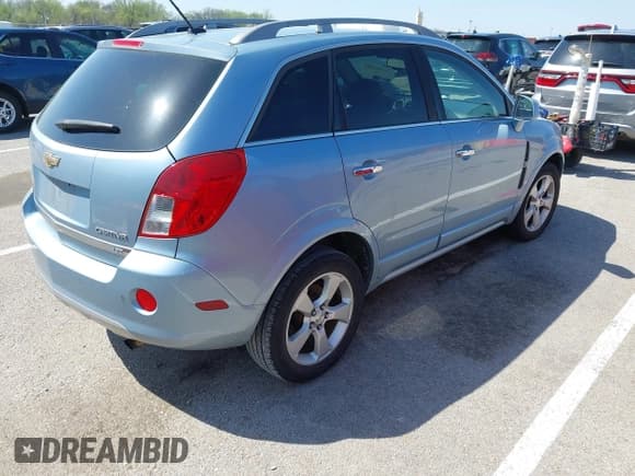 ✅ 2014 Chevrolet Captiva Sport LTZ • VIN: 3GNAL4EK5ES590829 • Lot: 41985281. Wystawiony na IAAI z przebiegiem Nie podano. Bezpłatny archiwum sprzedaży aukcyjnych z USA i szczegółowy raport historii pojazdu na DreamBid. Zdjęcie 4.