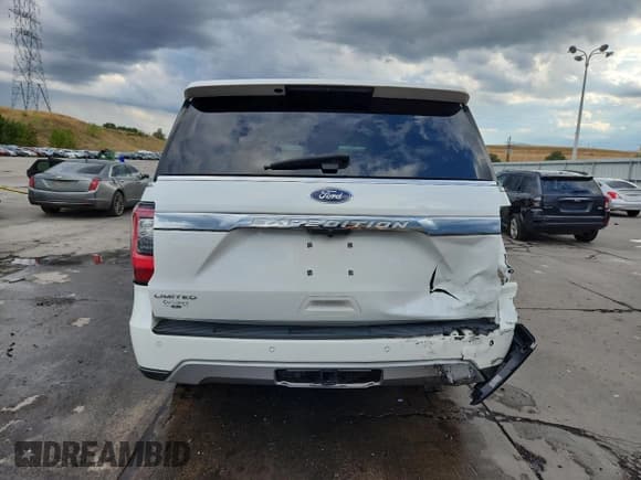 ✅ 2021 Ford Expedition Limited • VIN: 1FMJU2AT2MEA50741 • Lot: 70949445. Listed on Copart with 65,572 mi. Free auction sales archive from the USA and detailed vehicle history report at DreamBid. Image 6.