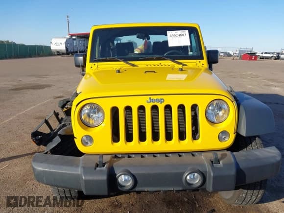 ✅ 2015 Jeep Wrangler Sport • VIN: 1C4AJWAG2FL585672 • Lot: 43524803. Listed on IAAI with 48,230 mi. Free auction sales archive from the USA and detailed vehicle history report at DreamBid. Image 13.