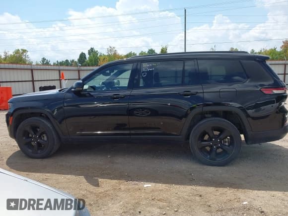 ✅ 2023 Jeep Grand Cherokee Laredo • VIN: 1C4RJJAG1P8874598 • Лот: 43206527. Опубликован ранее на IAAI с пробегом 40 904 миль. Бесплатный доступ к архиву аукционных продаж из США и подробный отчёт об истории автомобиля на DreamBid. Изображение 15.