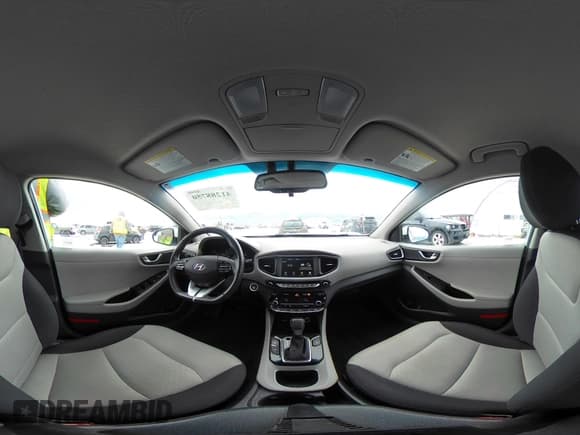 ✅ 2019 Hyundai Ioniq • VIN: KMHC65LD6KU139239 • Lot: 41288750. Wystawiony na IAAI z przebiegiem 157 298 mil. Bezpłatny archiwum sprzedaży aukcyjnych z USA i szczegółowy raport historii pojazdu na DreamBid. Zdjęcie 19.