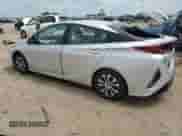 2022 Toyota Prius LE с VIN JTDKAMFP1N3206340, выставлен на аукционе Copart как лот 67626615 с пробегом 24 818 миль миль и Списание • Salvage title. История ставок и продаж доступна на DreamBid. Изображение 2.
