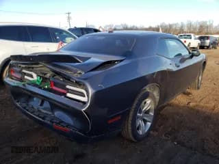 ✅ 2018 Dodge Challenger SXT Plus • VIN: 2C3CDZAG4JH317556 • Lot: 36538363. Wystawiony na Copart z przebiegiem 38 789 mil. Bezpłatny archiwum sprzedaży aukcyjnych z USA i szczegółowy raport historii pojazdu na DreamBid. Zdjęcie 3.