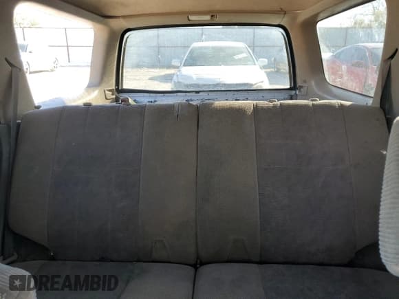 ✅ 2000 Toyota 4Runner SR5 • VIN: JT3GN86R9Y0176131 • Lot: 42796755. Wystawiony na Copart z przebiegiem Nie podano. Bezpłatny archiwum sprzedaży aukcyjnych z USA i szczegółowy raport historii pojazdu na DreamBid. Zdjęcie 10.