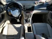 ✅ 2008 Subaru Outback • VIN: 4S4BP60C186362019 • Lot: 70874445. Wystawiony na Copart z przebiegiem 153 979 mil. Bezpłatny archiwum sprzedaży aukcyjnych z USA i szczegółowy raport historii pojazdu na DreamBid. Zdjęcie 8.