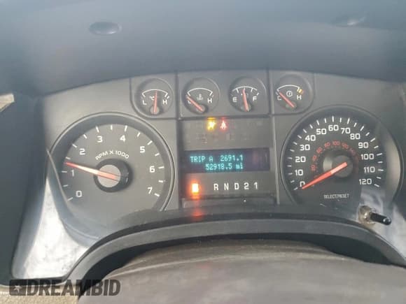 ✅ 2010 Ford F-150 XL • VIN: 1FTMF1EW2AKC10883 • Лот: 94453865. Опубликован ранее на Copart с пробегом 52 918 миль. Бесплатный доступ к архиву аукционных продаж из США и подробный отчёт об истории автомобиля на DreamBid. Изображение 9.