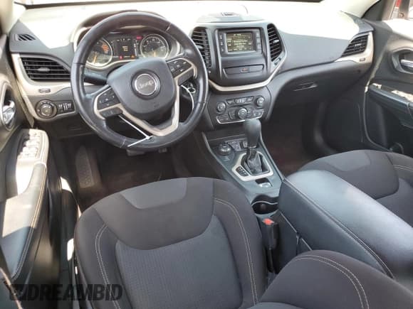 ✅ 2016 Jeep Cherokee Latitude • VIN: 1C4PJMCS4GW244242 • Lot: 59059295. Wystawiony na Copart z przebiegiem 166 522 mil. Bezpłatny archiwum sprzedaży aukcyjnych z USA i szczegółowy raport historii pojazdu na DreamBid. Zdjęcie 8.