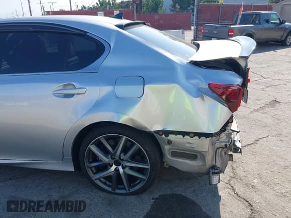 ✅ 2013 Lexus GS 350 • VIN: JTHBE1BL0D5014401 • Lot: 43267908. Wystawiony na IAAI z przebiegiem 134 663 mil. Bezpłatny archiwum sprzedaży aukcyjnych z USA i szczegółowy raport historii pojazdu na DreamBid. Zdjęcie 6.