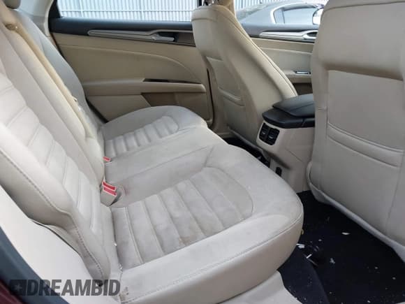 ✅ 2013 Ford Fusion SE • VIN: 3FA6P0H77DR130103 • Лот: 43627870. Опубликован ранее на IAAI с пробегом 85 694 миль. Бесплатный доступ к архиву аукционных продаж из США и подробный отчёт об истории автомобиля на DreamBid. Изображение 8.